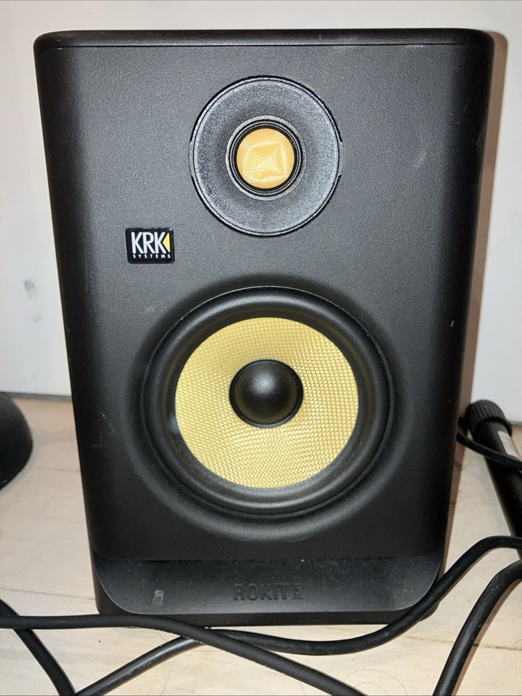 Complete Home Studio Setup with Microphone, Speakers, Mixer & Cables.