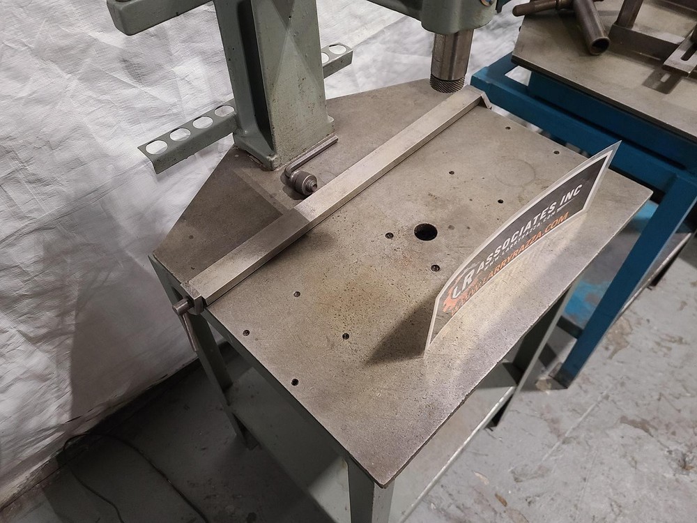 Lassy 12F Thread Tapping Machine with Tooling