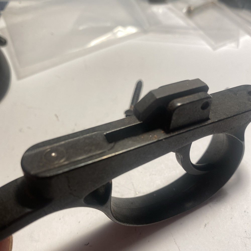 Thompson Center New Englander Muzzleloader Single Trigger Assembly And Screws