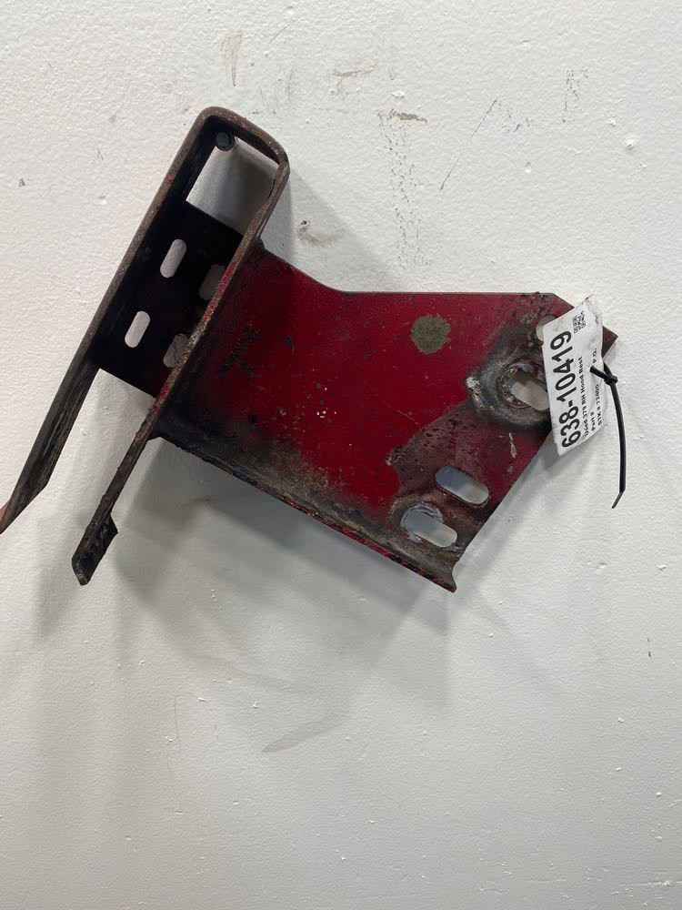 1999 Peterbilt 379 Hood Rest (638-10419)