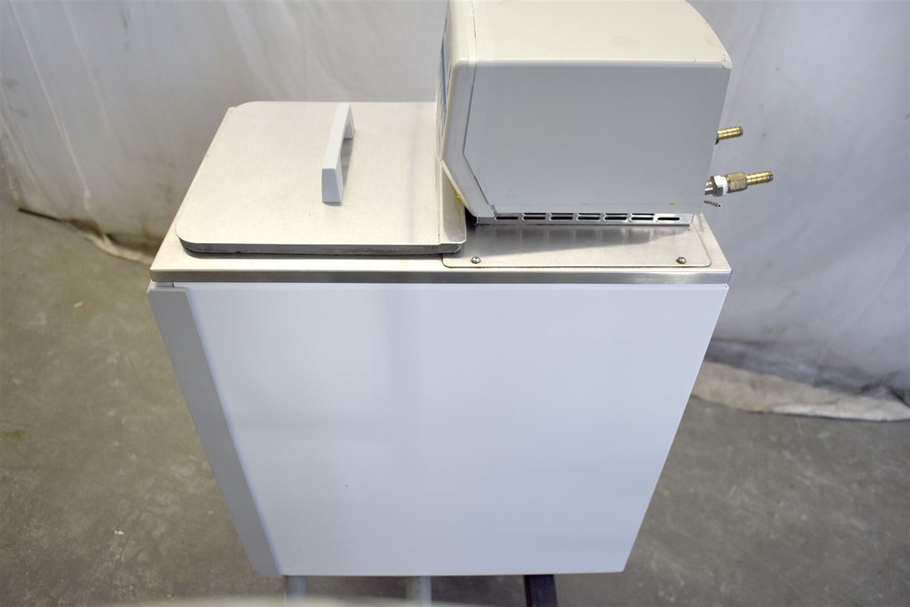 Thermo Neslab RTE 740 Benchtop Recirculating Chiller Bath