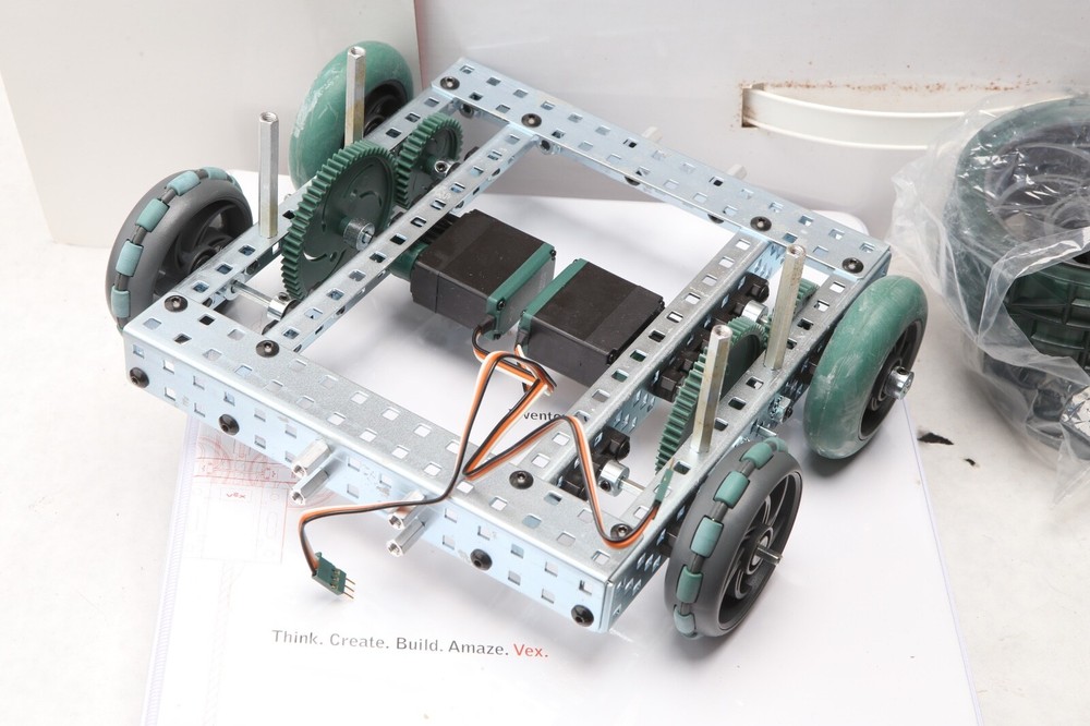 VEX Robotics Design Engineering System v.5 Kit SEE PHOTOS SH