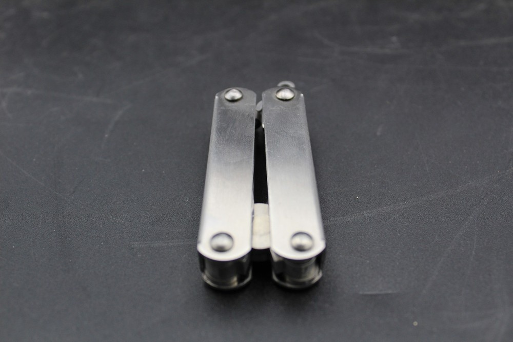 Stainless Mini-Tool Multi-Tool with pouch