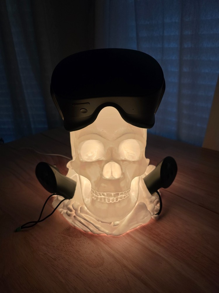 Skull VR Stand Accessories Compatible with Oculus Meta Quest 2, 3 (WHITE)