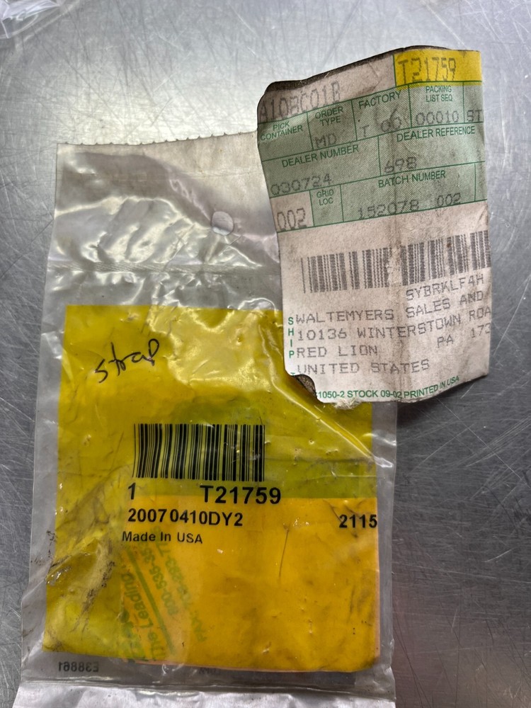 T21759 Genuine OEM John Deere STRAP