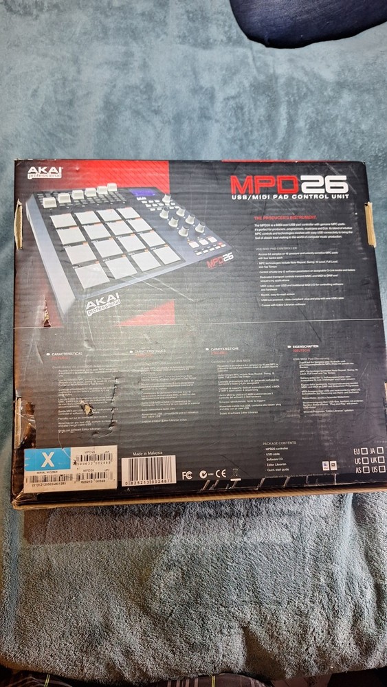 Akai MPD26 Velocity Sensitive Pad Controller