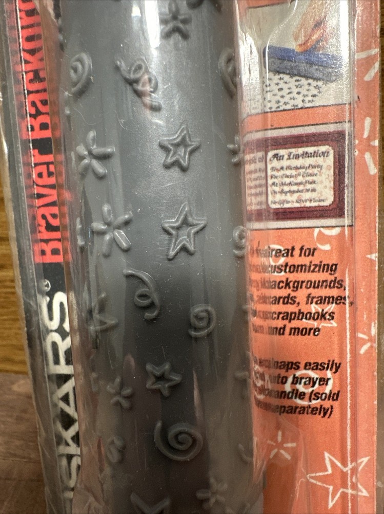 Fiskars Brayer Backgrounds Speckle 6" Wide Pattern -9327