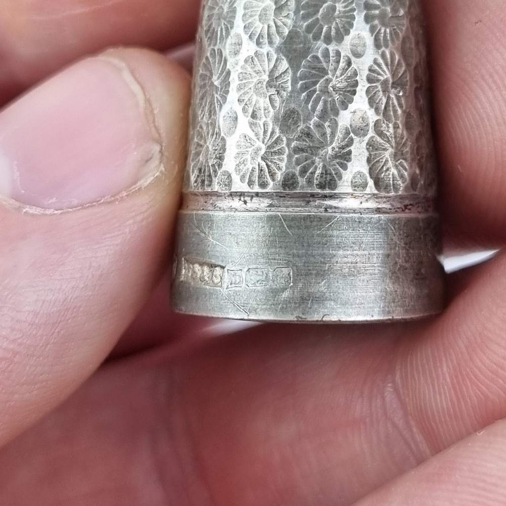 Vintage Solid Silver Thimble Birmingham 1975 James Swann & Sons