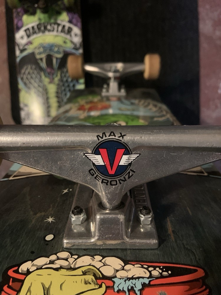 (2 pack)Grimple Stix at Work Hewitt Complete Board + Darkstar Complete $109.99