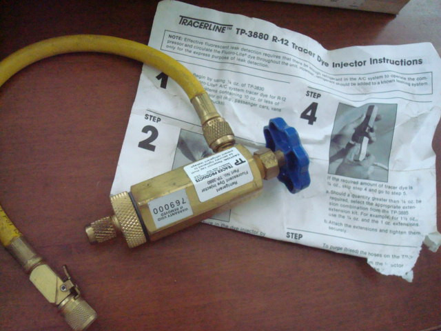 SPECTROLINE ALD-60 A/C LEAK DETECTION KIT (USED)