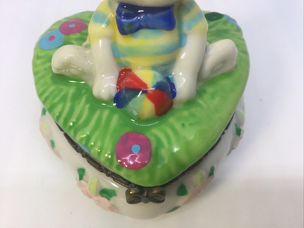 Easter Heart Shaped Bunny Trinket Box