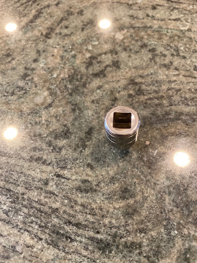 Snap On ppm409a 3/8” drive sae 9/32" external pipe plug socket