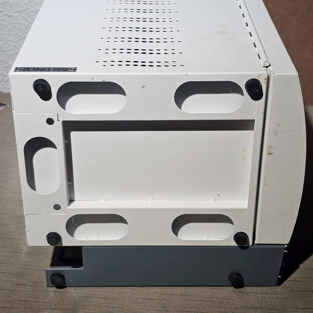LocknCharge Putnam 8 Bay Charging Station USB Controller ELE00154-01