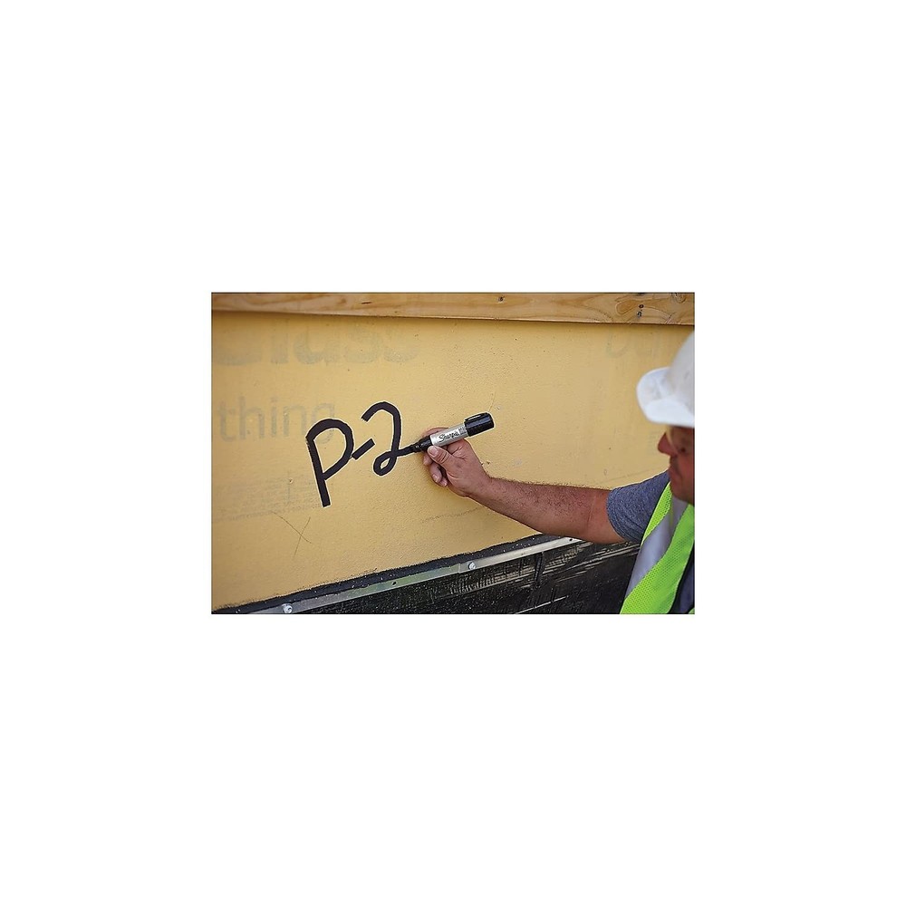 Permanent Markers Oversized Chisel Tip Black 12 Count Permanent Ink