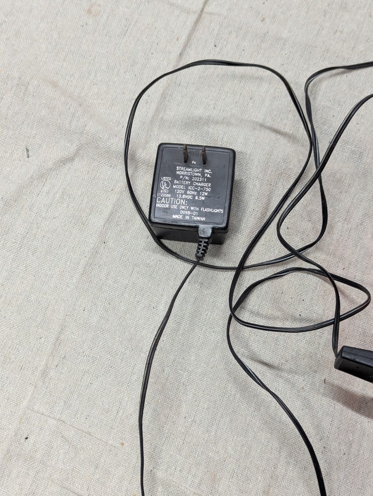 Streamlight LiteBox EMS Firefighter Flashlight With Charger