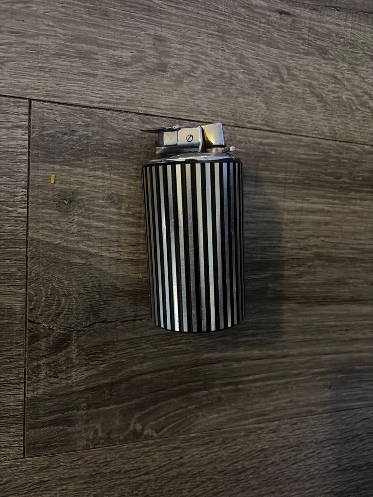 Vintage Ronson Table Lighter