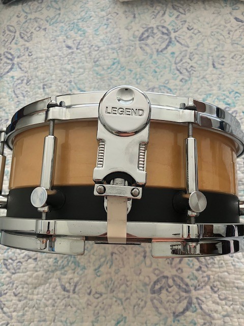 Legend snare drum from Kaman