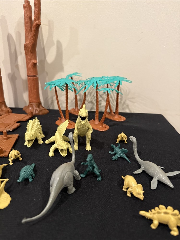 Dinosaur Approximately 37 Figures Plus Trees ( Missing Parts) READ