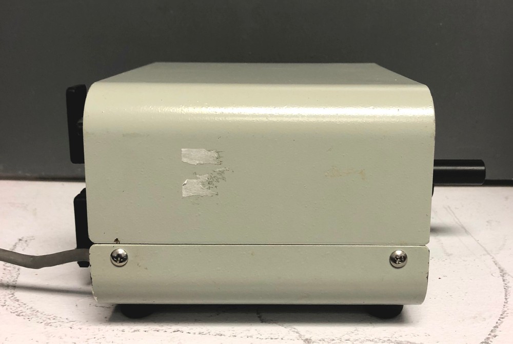 API FLT-1501 Fiber Optic Light Source 1501 Lightsource