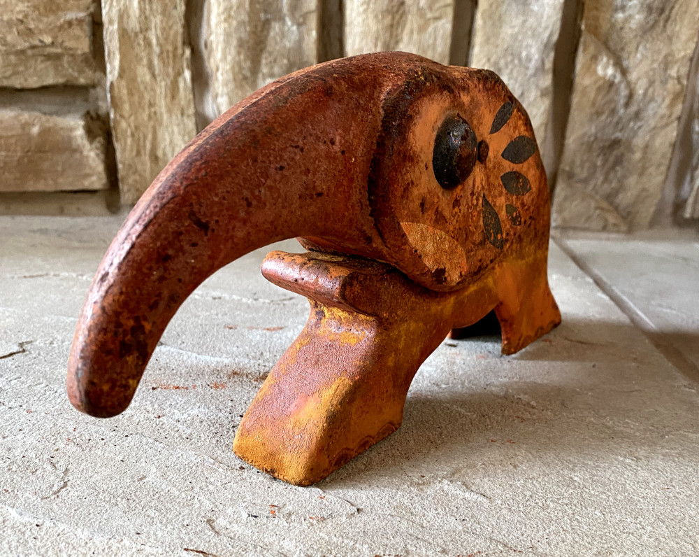 CAST IRON 1930's VINDEX ELEPHANT NUTCRACKER -ORIGINAL PAINT