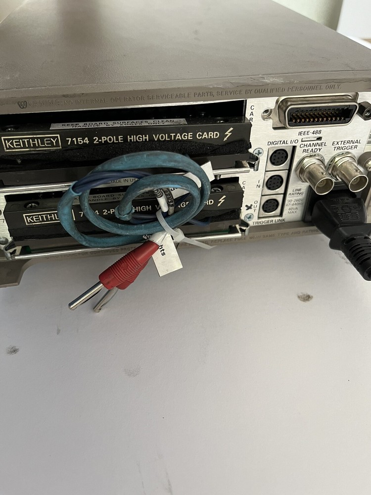 KEITHLEY 7001 SWITCH SYSTEM WİTH 2x KEITHLEY 7154 2-POLE HIGH VOLTAGE CARD