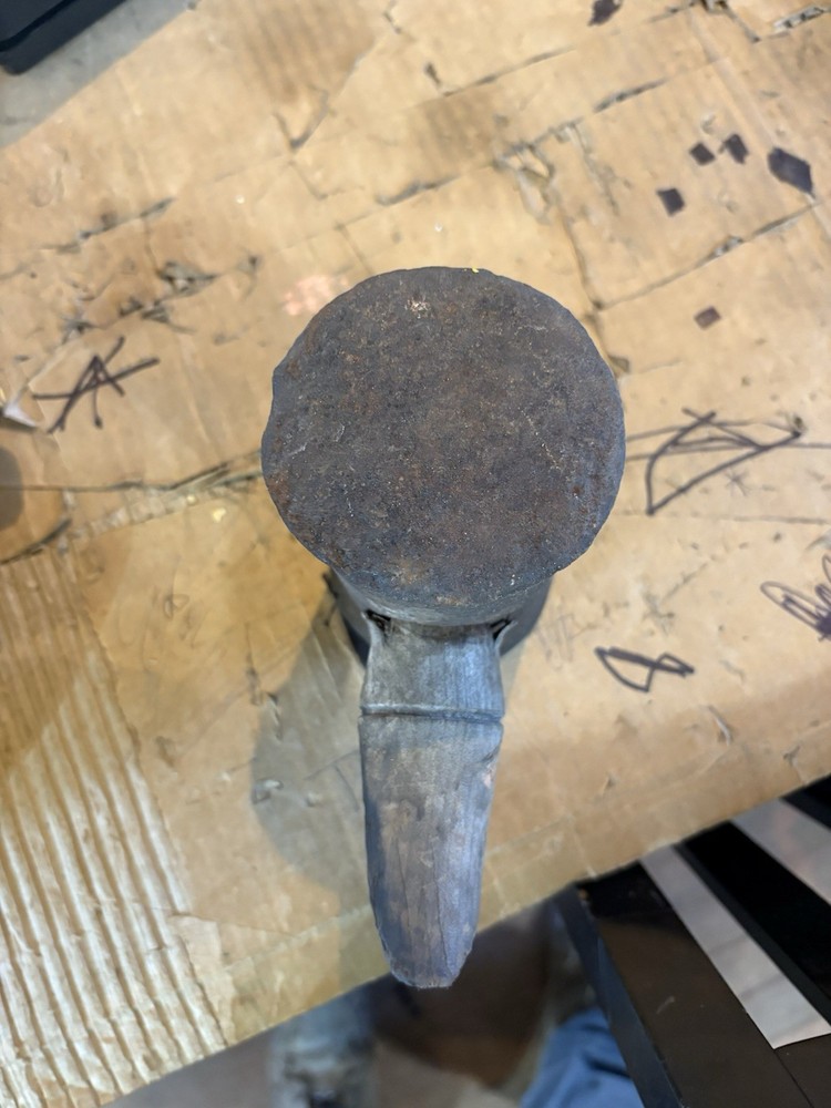 9.5 Lb Hammer Head Round Older Style Broken Handle