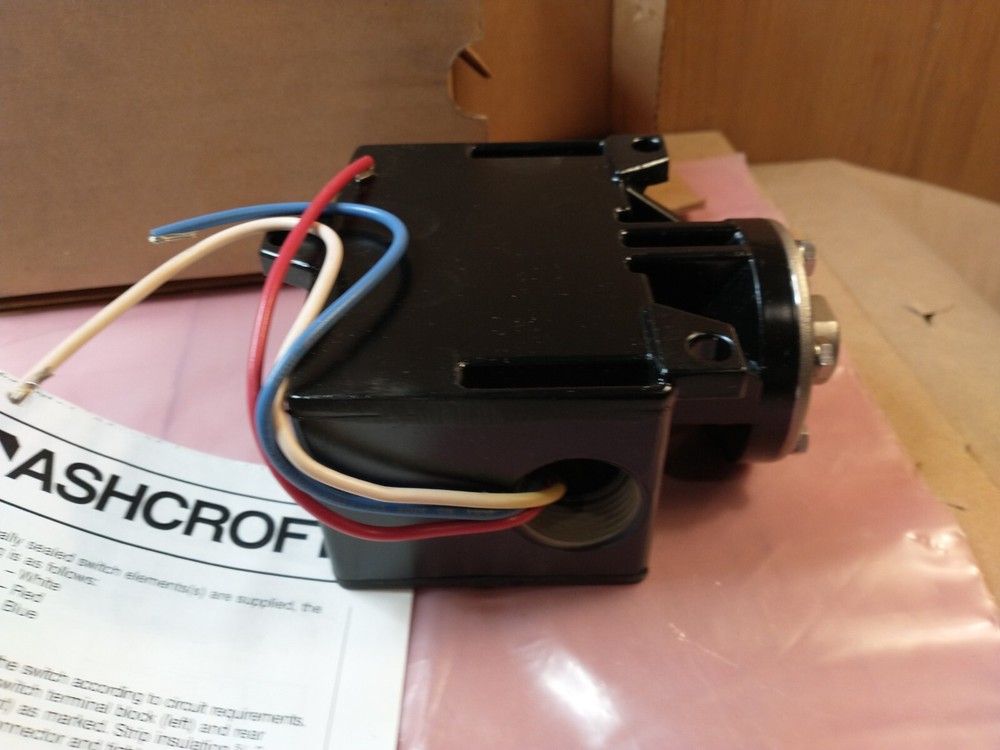 Ashcroft B431T XJK Pressure Switch - Fast Ship