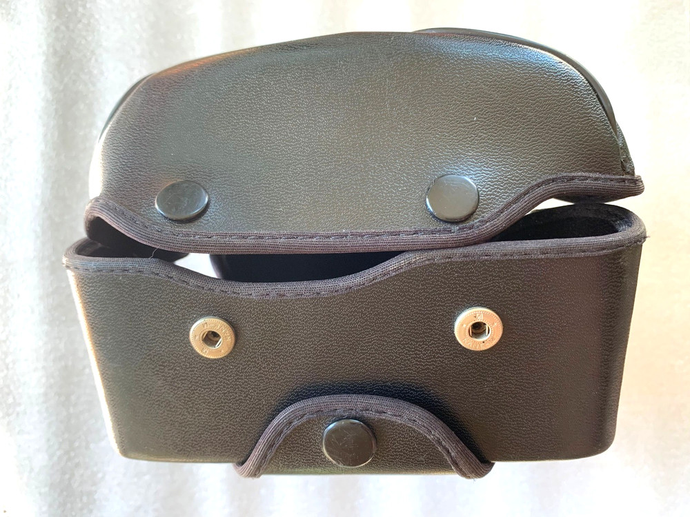 Original Canon T-70 camera CASE