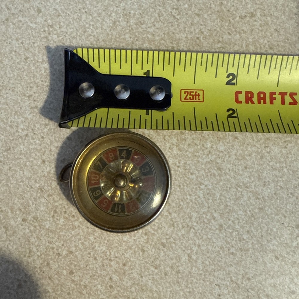 VINTAGE 1950'S NOVELTY WORKING ROULETTE WHEEL