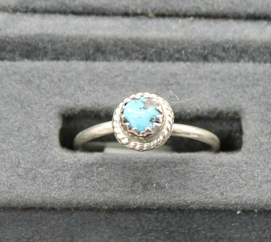 Kingman Turquoise Chip and Sterling Silver Ring