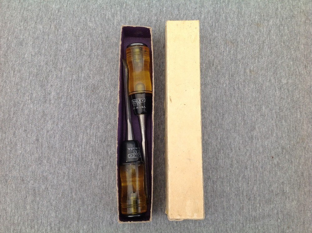 2 Stanley Chisels Thin Blade No.60 1/4" in Original Box