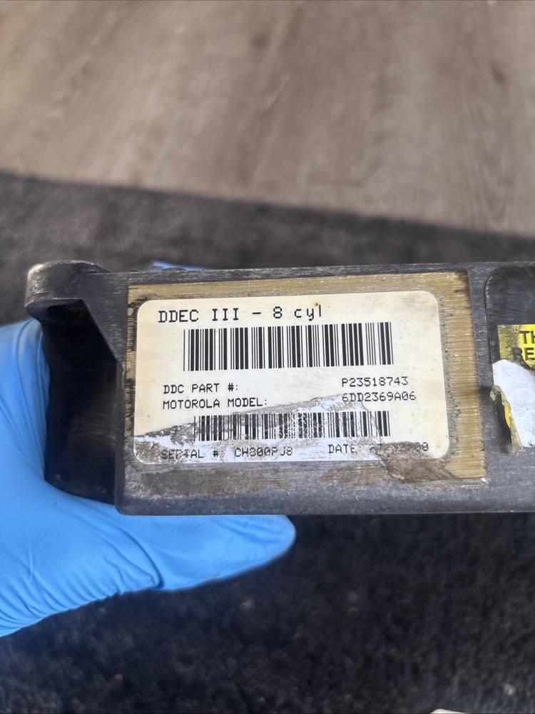 DETROIT DDEC III ENGINE CONTROL MODULE P23518743