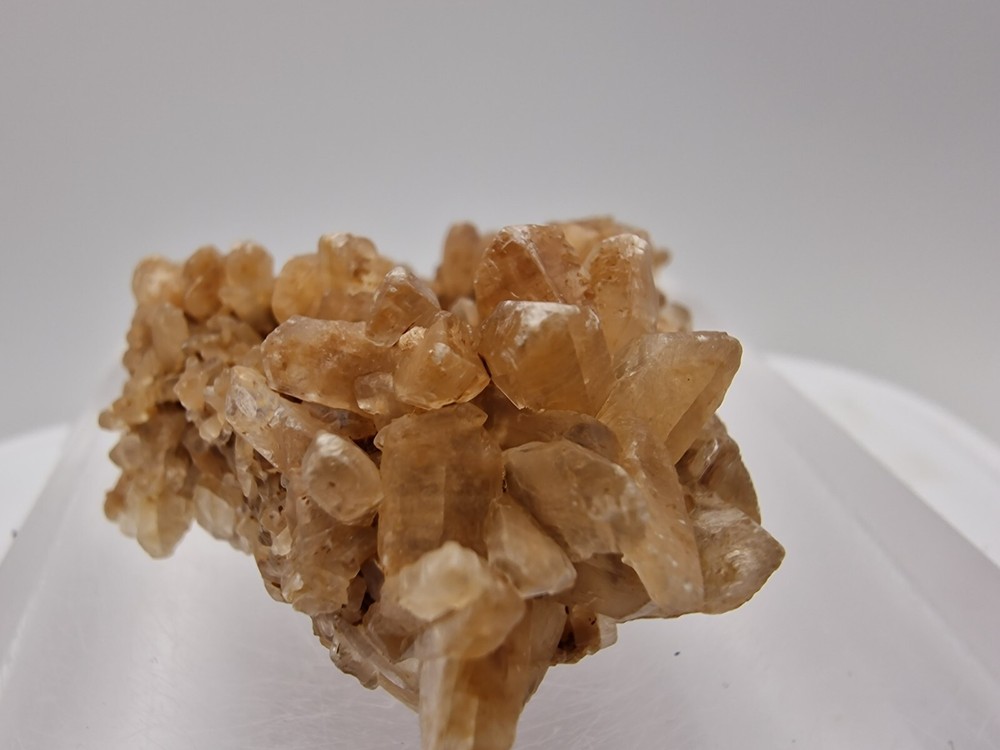 Aragonite Crystals From Seiling , Oklahoma , USA