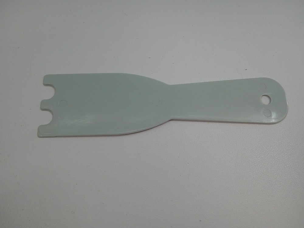 George Foreman Grill Scraper Fork Spatula Light Gray in Color