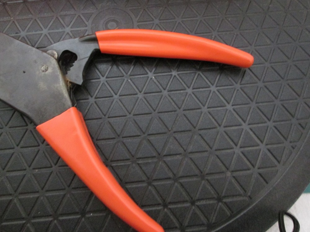 Thomas & Betts T&B WT540 Ratchet Crimp Tool Interchangeable Die Frame with case