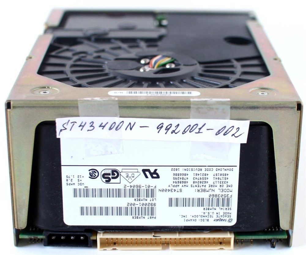 System Pull Seagate 2.9GB Internal 50-pin SCSI Hard Drive