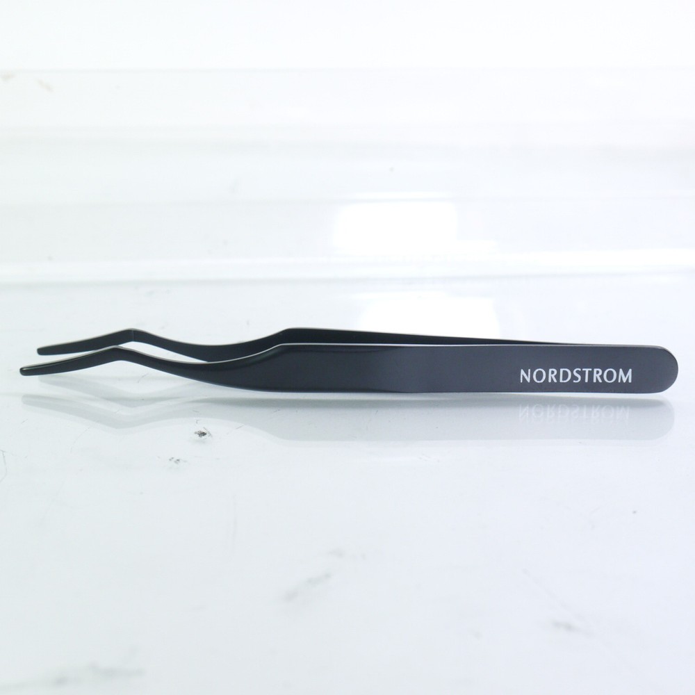 2 NORDSTROM False LASH PLACEMENT TOOL