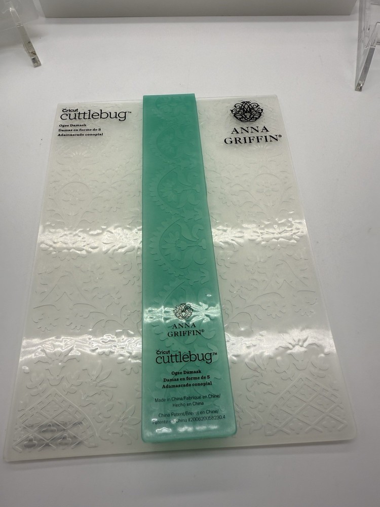 Anna Griffin Cricut Cuttlebug 4 Embossing Folders & Borders 5 x 7 Retired