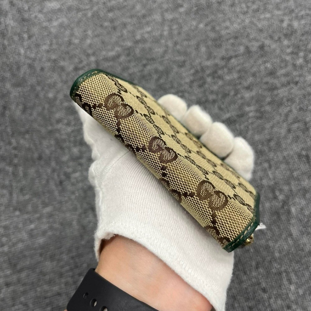 Gucci Compact small wallet Authentic