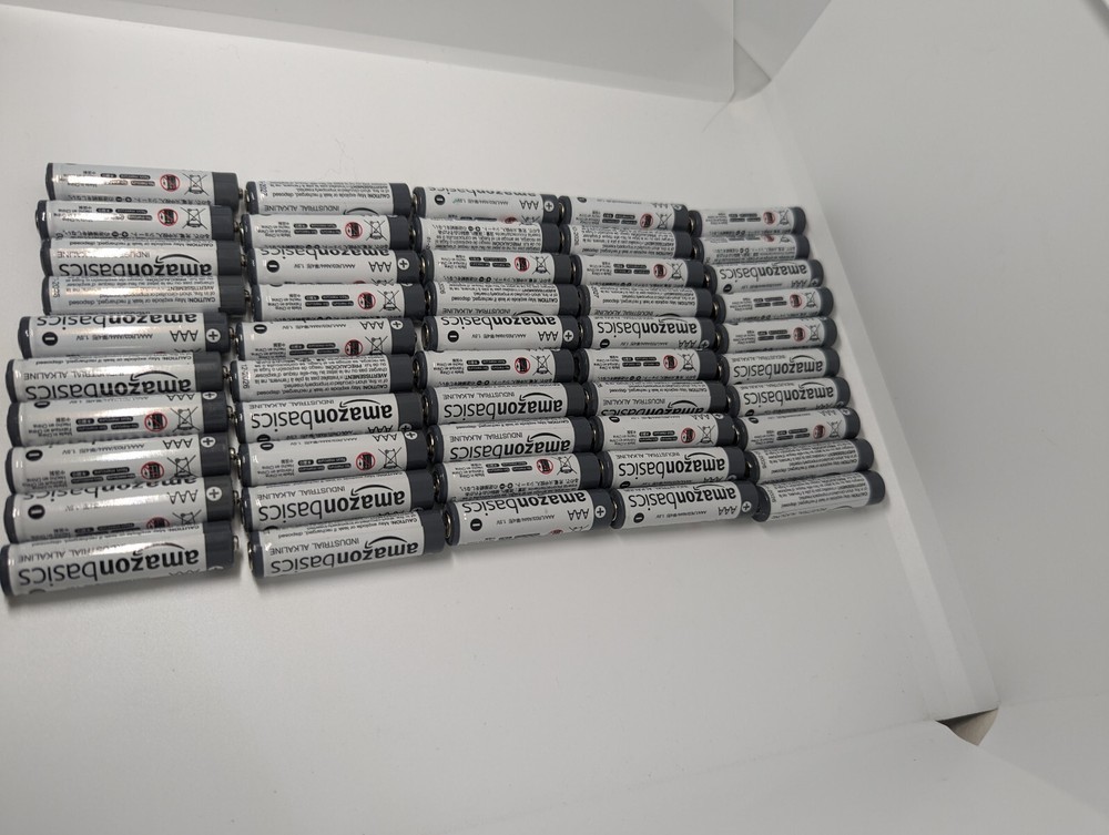 Amazon Basics Alkaline Batteries 50 / 100 Pack AAA Industrial New