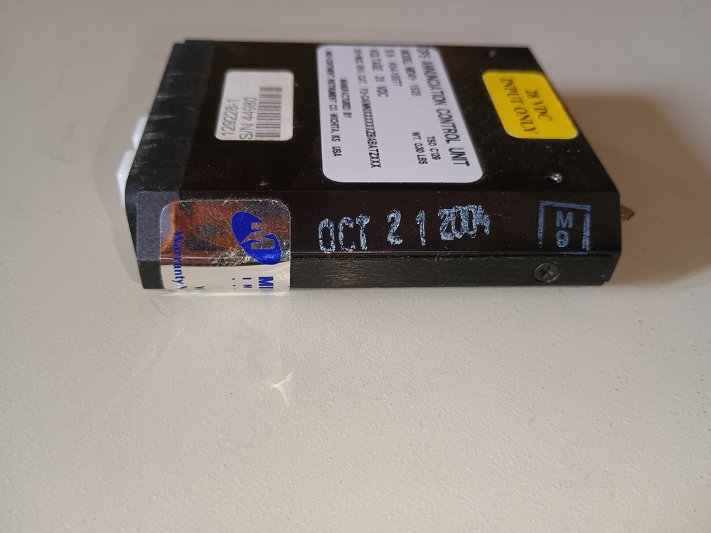 MD41-1528 GPS Annunciation Control Unit (2004) 28 VDC