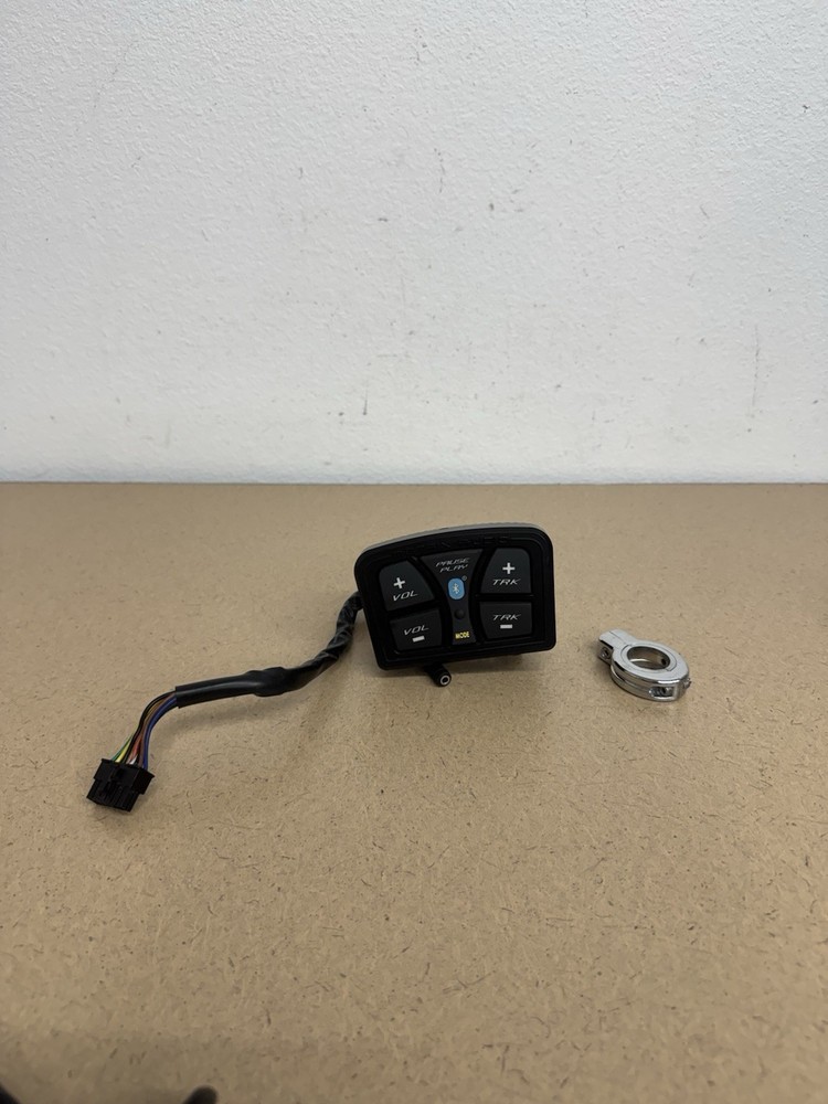 Metrix Audio Universal Amplifier Speaker Set