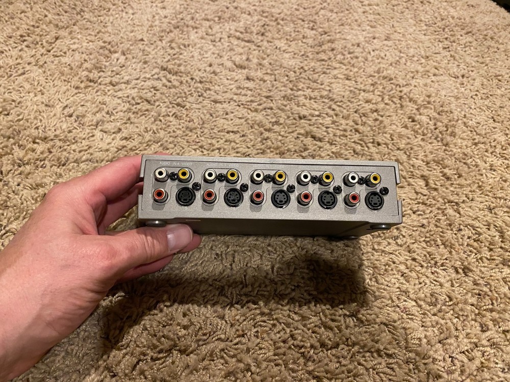 Recton 4-Input 1-Output AV Selector Switch RCA Composite S-Video