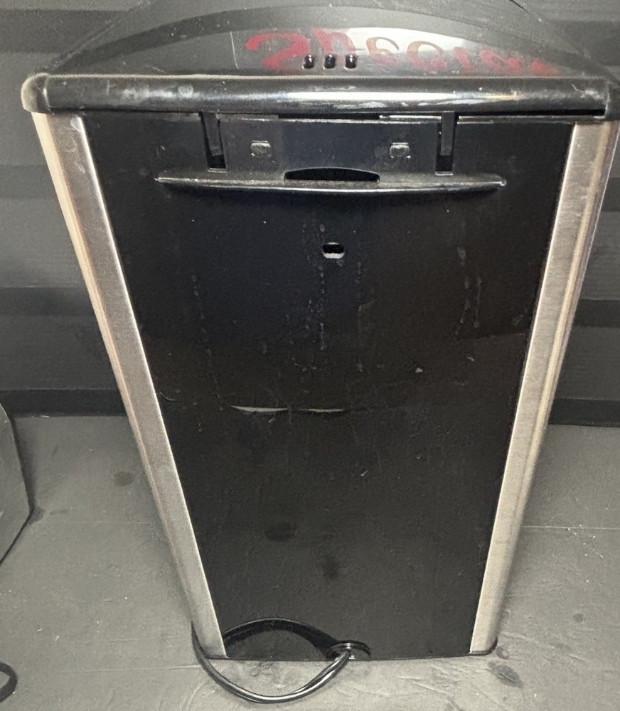 Cuisinart PerfecTemp 14-Cup Programmable Coffee Maker DCC-3200