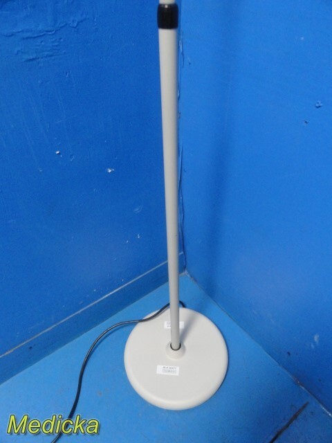 Moore Medical Model 70902 Basic Exam Light | Floor Stand | Flexible Neck ~36477