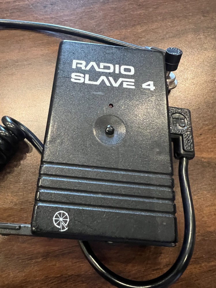 Quantum Radio Slave 4 Sender with pc cord