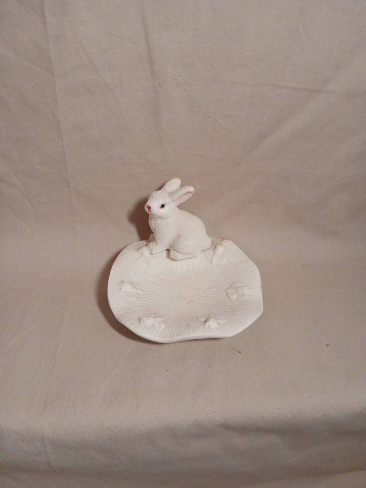 Easter Bunny Rabbit Candy Dish Soap Trinket World Bazaar   Dwk137