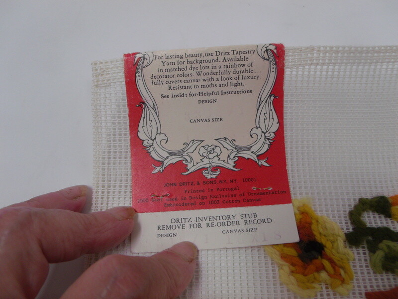Vintage HTF Dritz Needlepoint Canvas Daisy Frame with Instructions