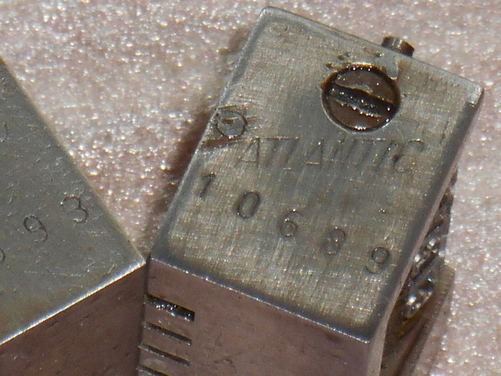 ATLANTIC | 2X letterpress numbering machine | 879