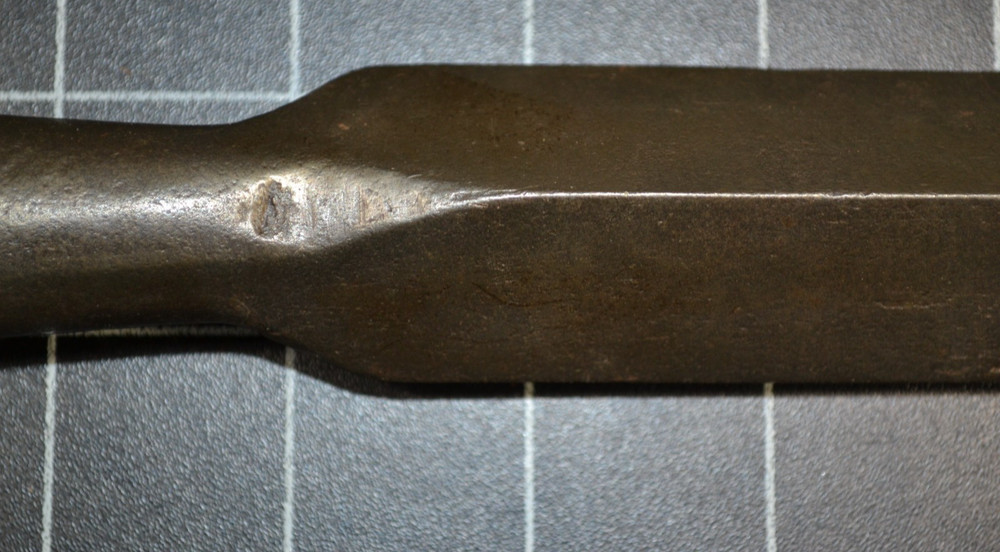 I. N. MILLER - 1" - CORNER SOCKET CHISEL